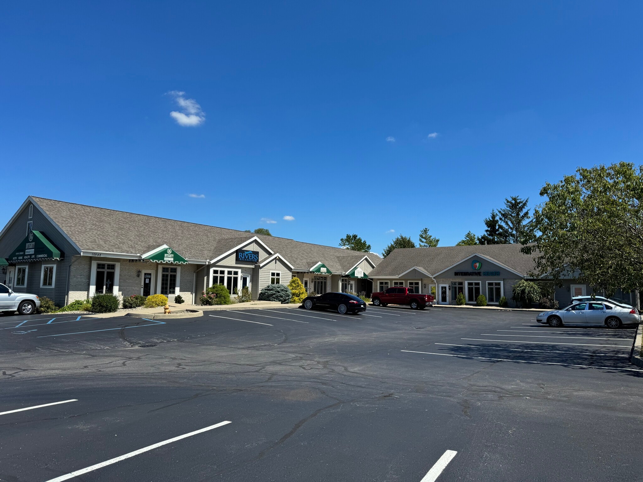 10534-10536 Coldwater Rd, Fort Wayne, IN à louer Photo principale- Image 1 de 37