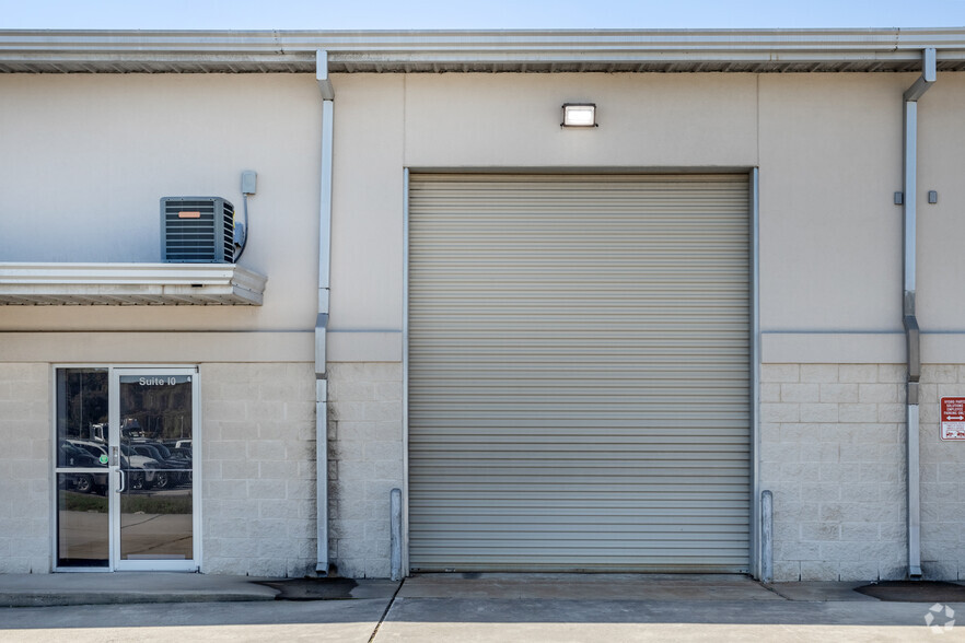 22955 Tomball Pky, Tomball, TX for lease - Building Photo - Image 3 of 5