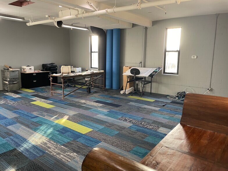 2000 Cotner Ave, Los Angeles, CA à louer - Photo du bâtiment - Image 2 de 7