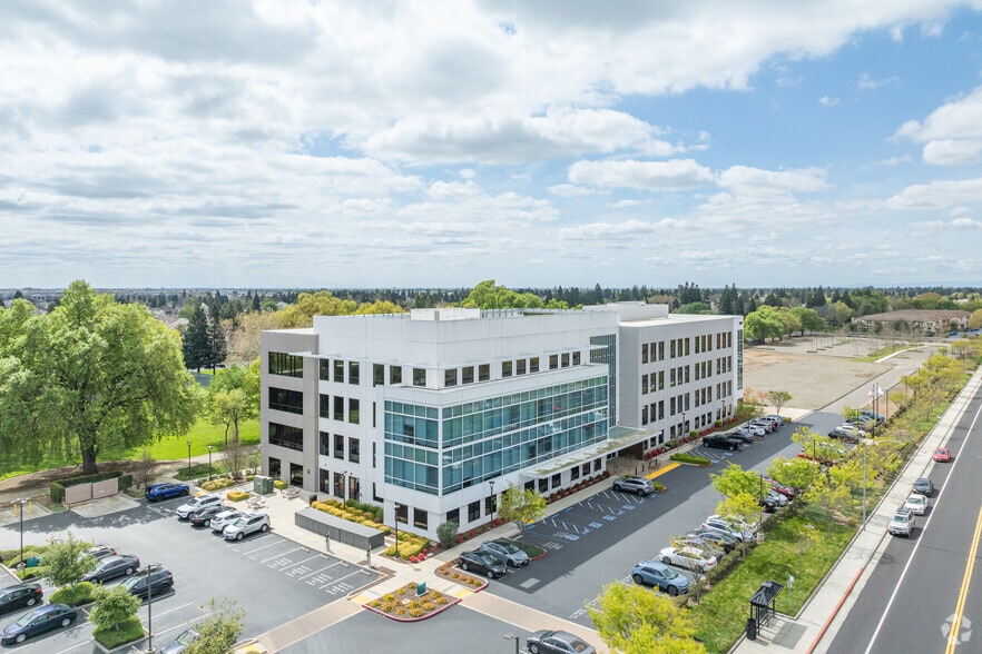 8220 Longleaf Dr, Elk Grove, CA for lease - Aerial - Image 3 of 8