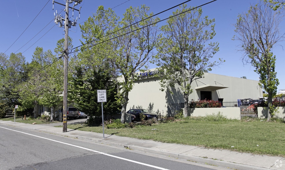 835 Fremont Ave, San Leandro, CA for lease - Building Photo - Image 1 of 8
