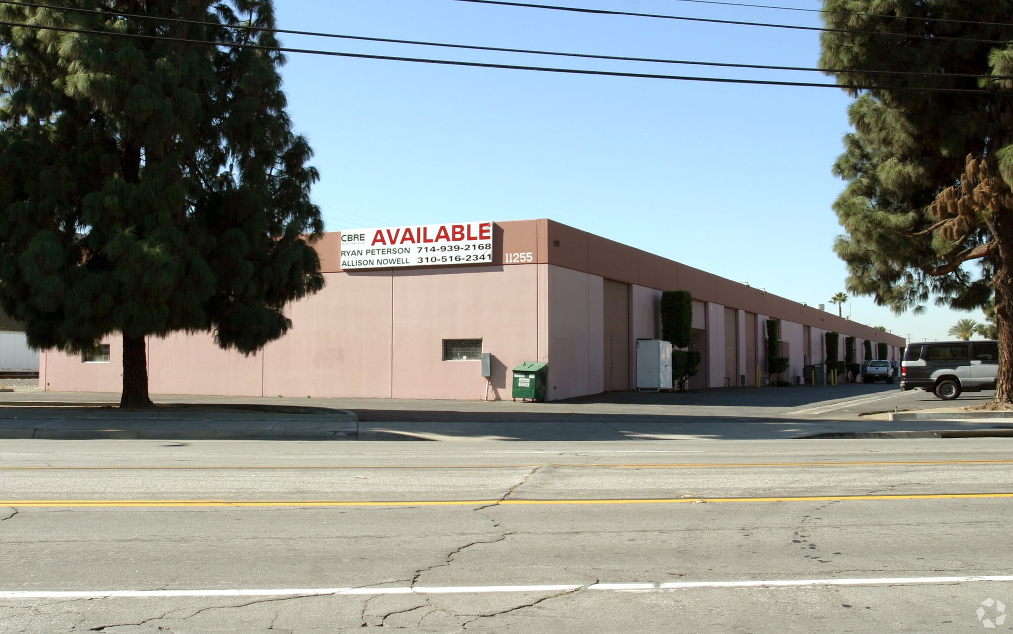 11255 Woodruff Ave, Downey, CA à louer Photo principale- Image 1 de 6
