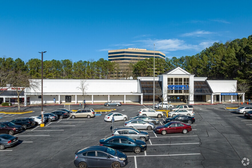 8329-8371 Roswell Rd NE, Atlanta, GA for lease - Building Photo - Image 1 of 13