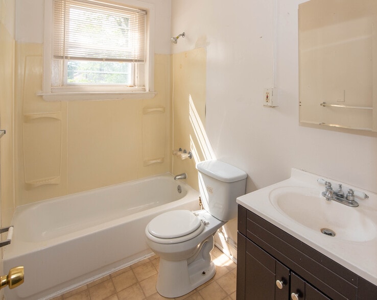 3612 Eldorado Ave, Gwynn Oak, MD for sale - Building Photo - Image 2 of 78