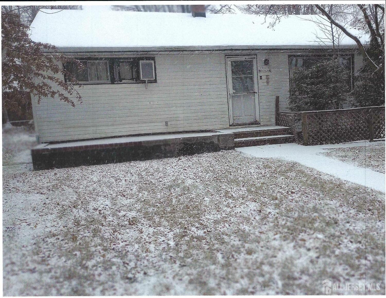 1754 Highway 27, Edison, NJ for sale Primary Photo- Image 1 of 2