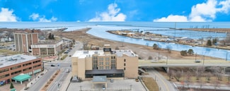 More details for 301 Broadway, Lorain, OH - Hospitality for Sale