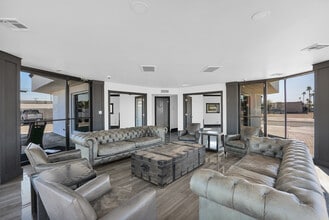 925 N Scottsdale Rd, Scottsdale, AZ for sale Interior Photo- Image 2 of 6