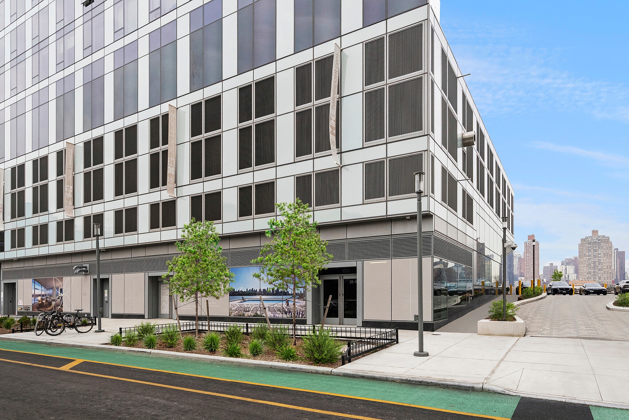 10, 20, 30 Halletts Pt, Astoria, NY for lease Interior Photo- Image 1 of 2