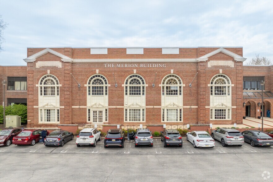 700 S Henderson Rd, King Of Prussia, PA à louer - Photo du bâtiment - Image 3 de 8