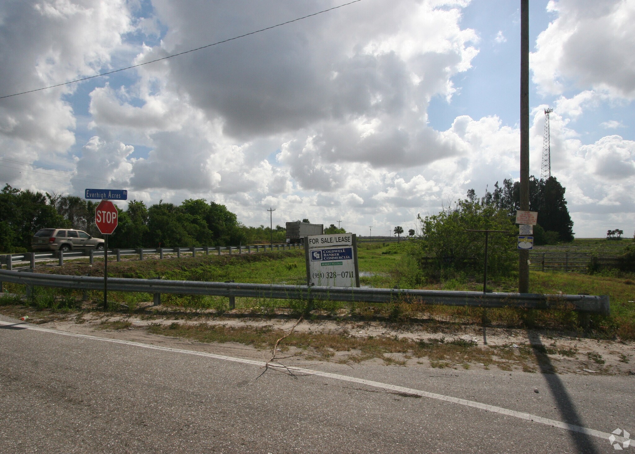 120 Acre Lot Sale Opportunity portefeuille de 2 propriétés à vendre sur LoopNet.ca Photo du bâtiment- Image 1 de 2