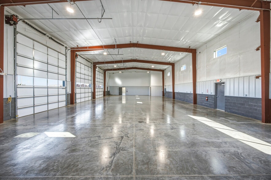 1342 E Saint Helens St, Pasco, WA for lease - Building Photo - Image 3 of 30
