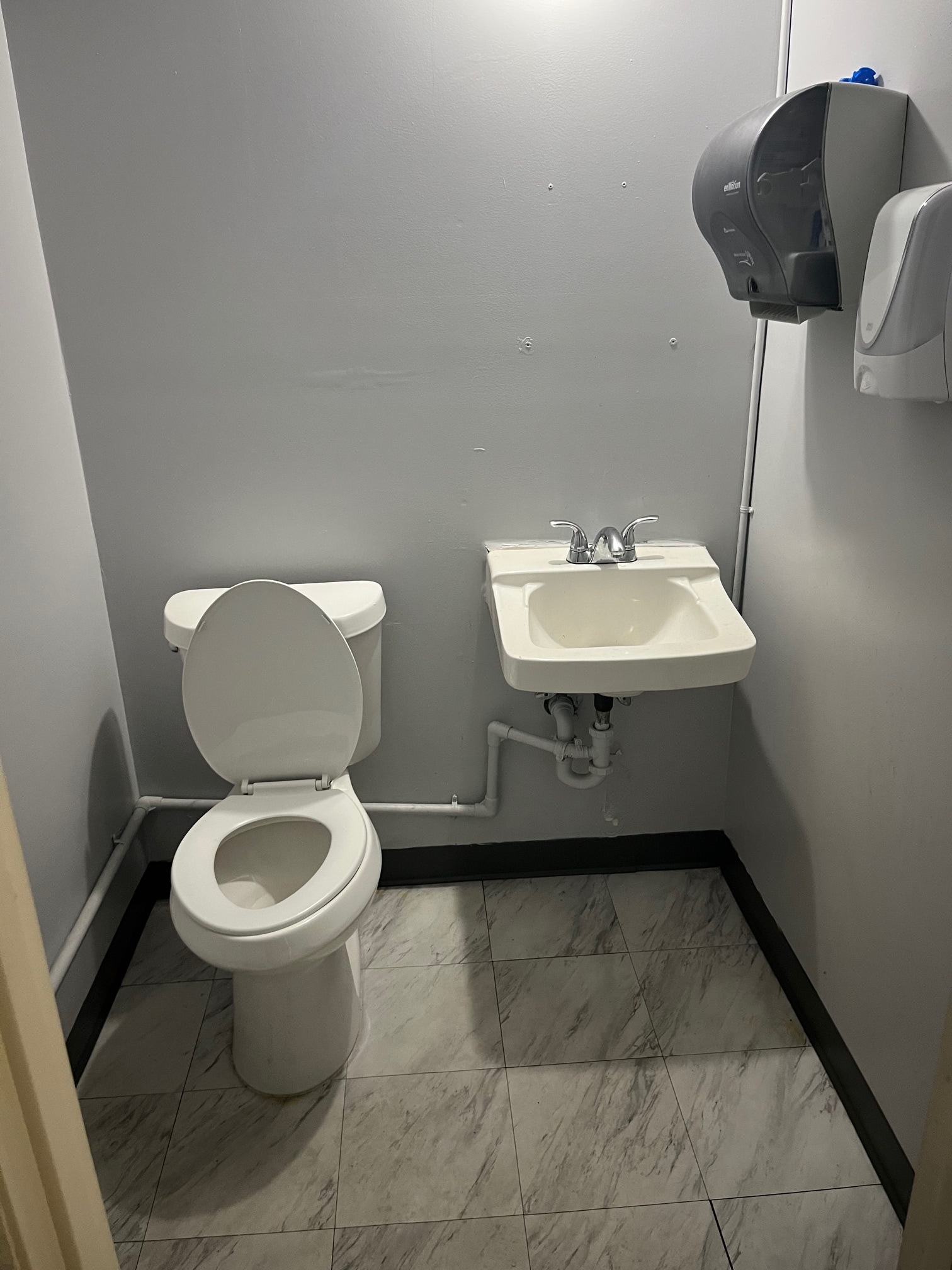 6011-6025 103rd St, Jacksonville, FL for lease Interior Photo- Image 1 of 7