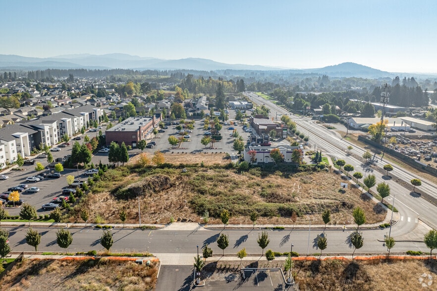 NE Fourth Plain Blvd, Vancouver, WA for lease - Building Photo - Image 2 of 4
