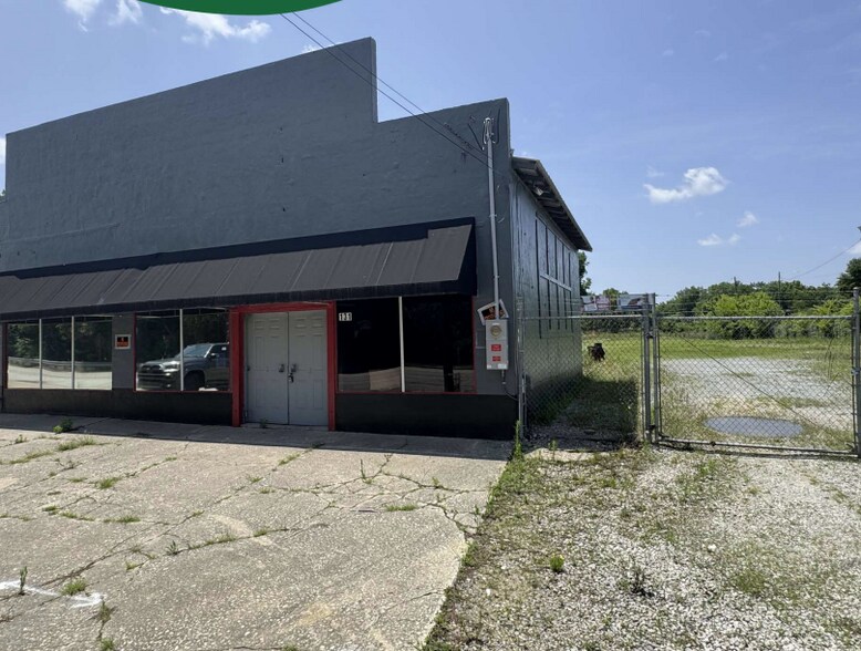 131 Dunn Rd, Fayetteville, NC à vendre - Photo principale - Image 1 de 1