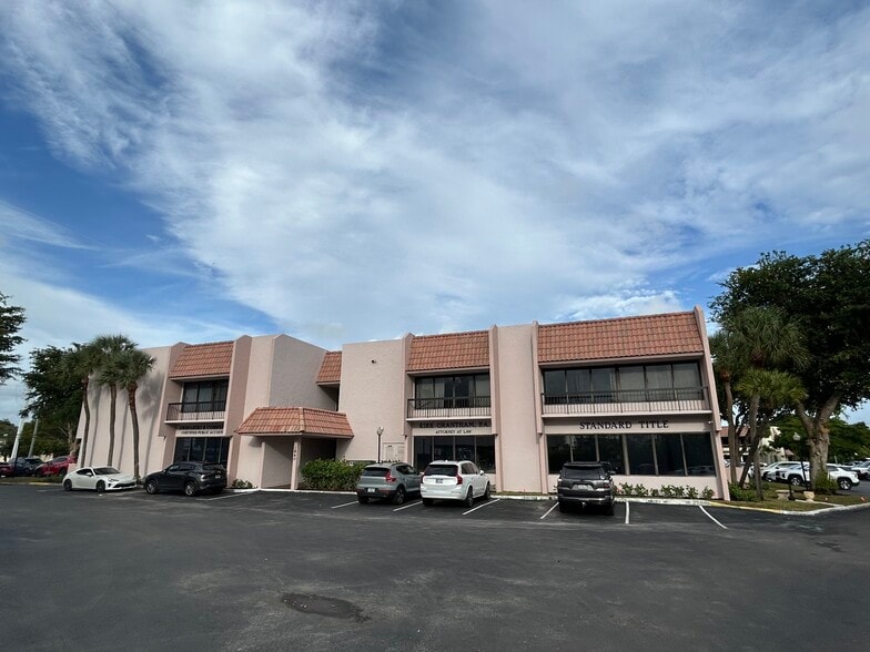 1860 Forest Hill Blvd, West Palm Beach, FL for lease - Building Photo - Image 3 of 6