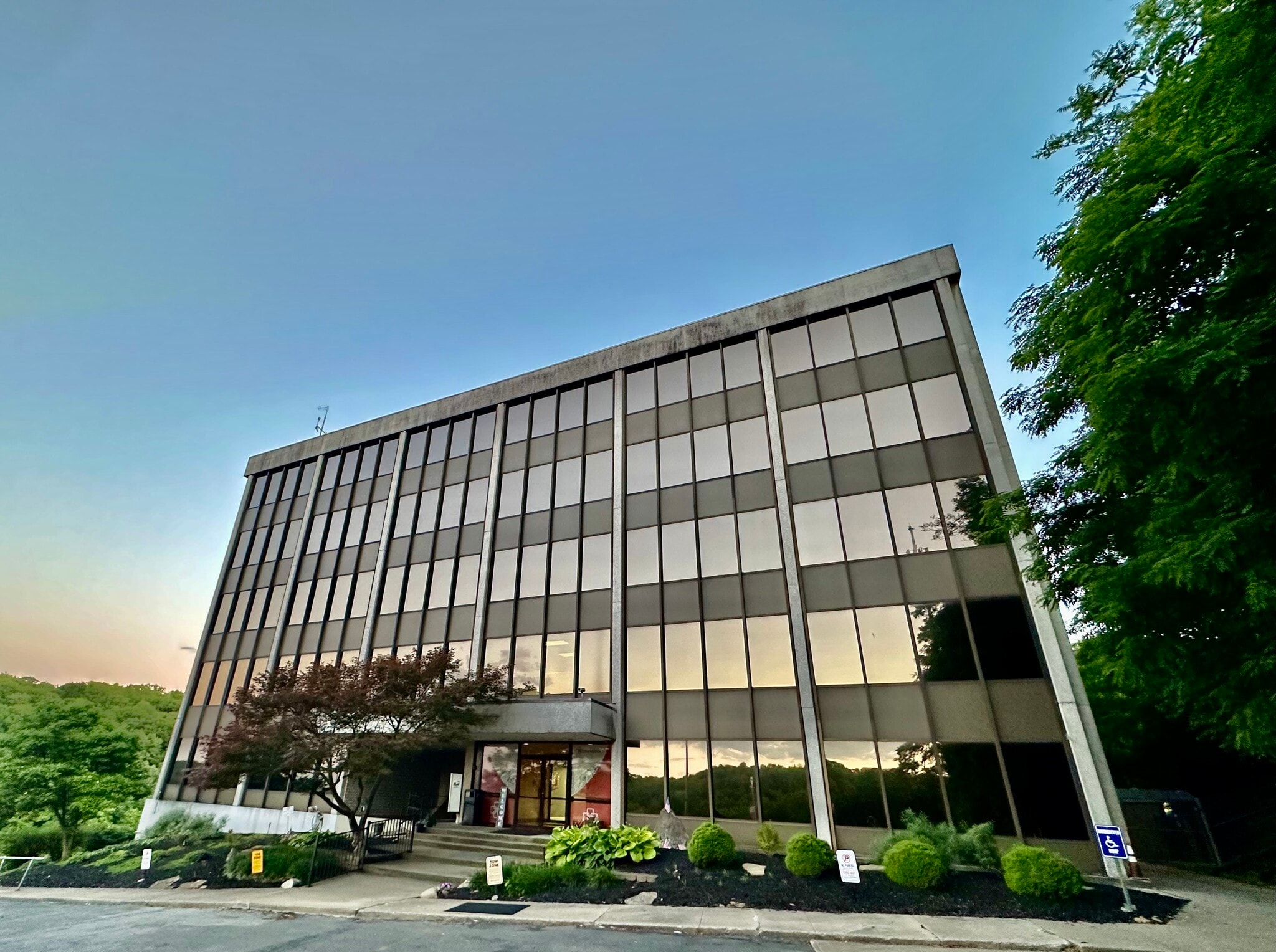 2300 Montana Ave, Cincinnati, OH for lease Primary Photo- Image 1 of 14