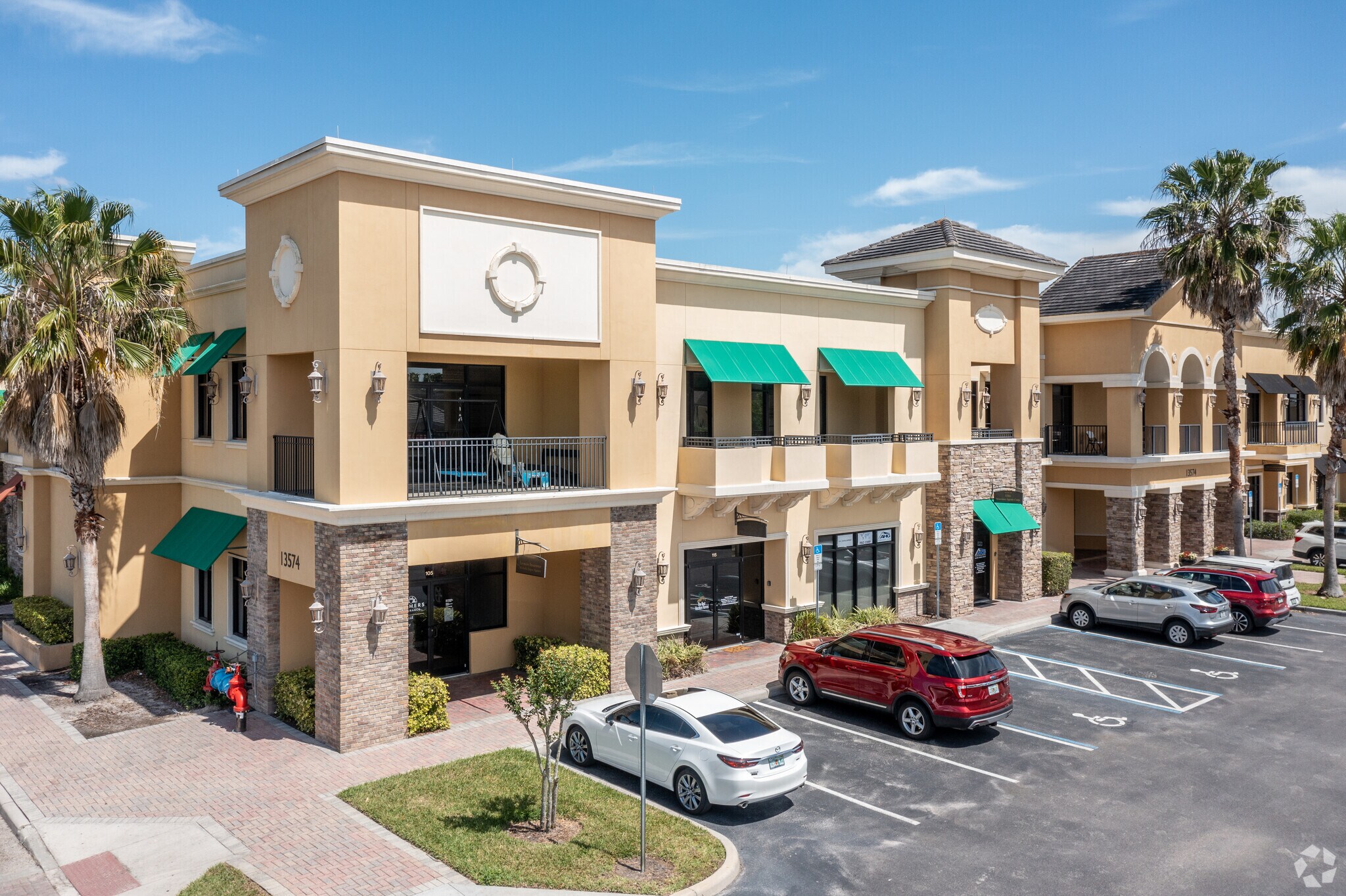 13574 Village Park Dr, Orlando, FL à vendre Photo du bâtiment- Image 1 de 5