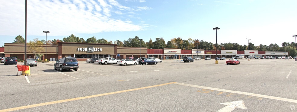 493 N Guignard Dr, Sumter, SC for lease - Primary Photo - Image 1 of 3