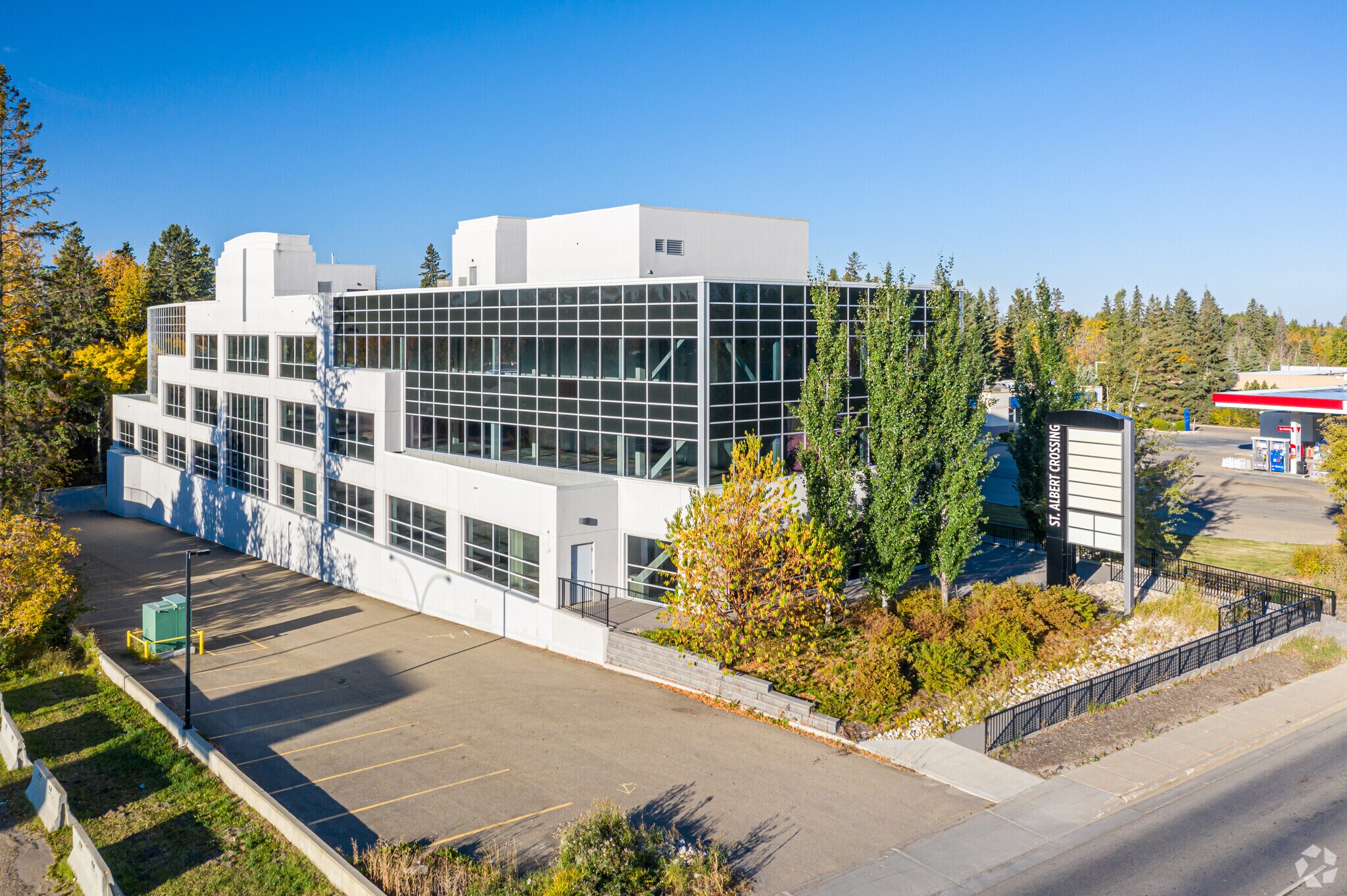 214 St Albert Trl, Edmonton, AB for sale Building Photo- Image 1 of 1