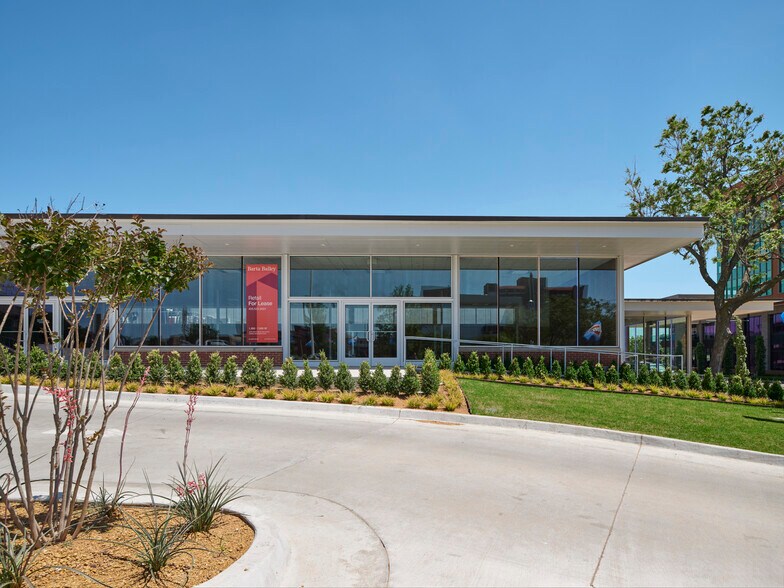 431 NW 10th St, Oklahoma City, OK à louer - Photo du bâtiment - Image 2 de 10