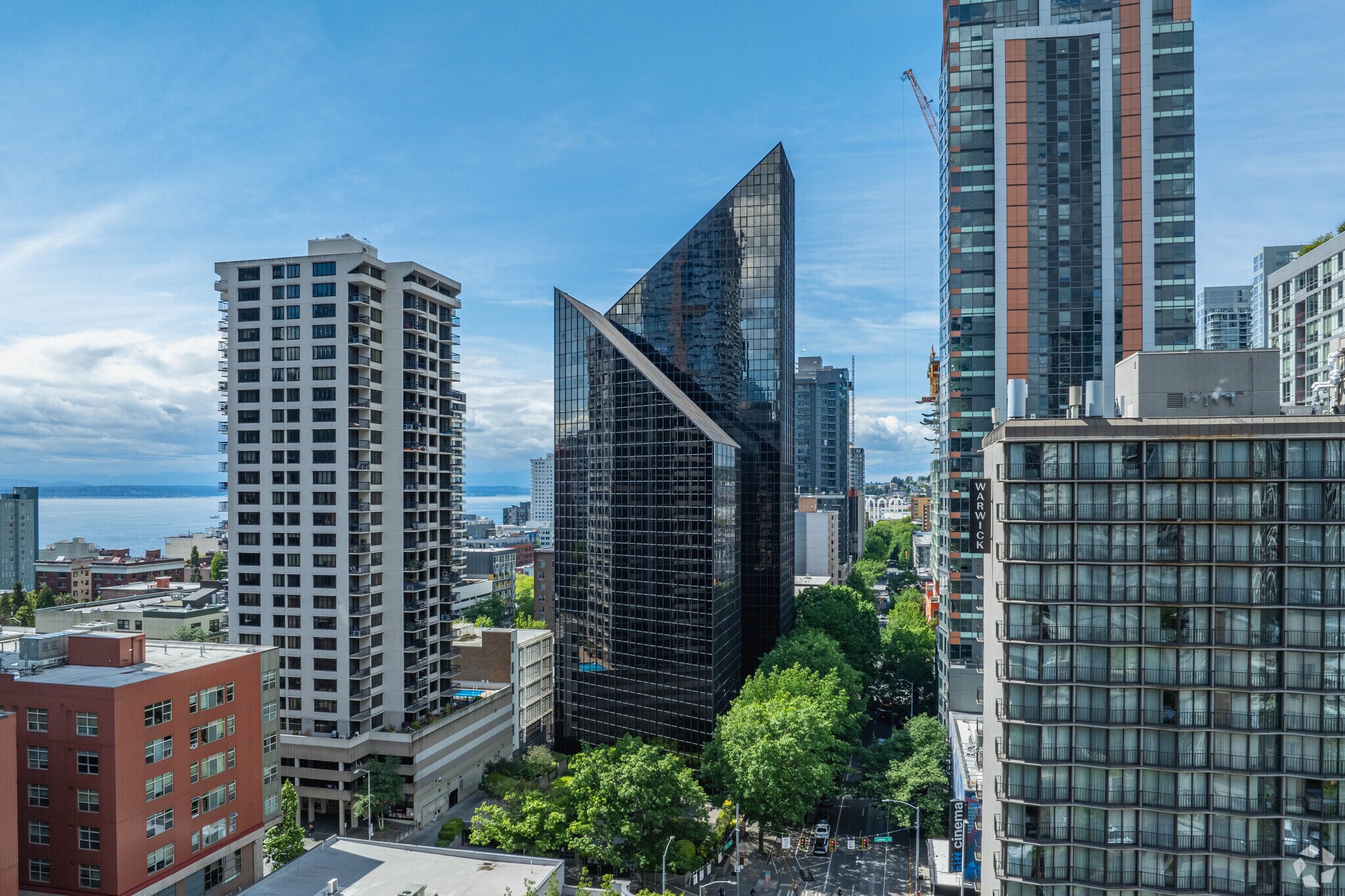 2101-2121 4th Ave, Seattle, WA à louer Photo du bâtiment- Image 1 de 6