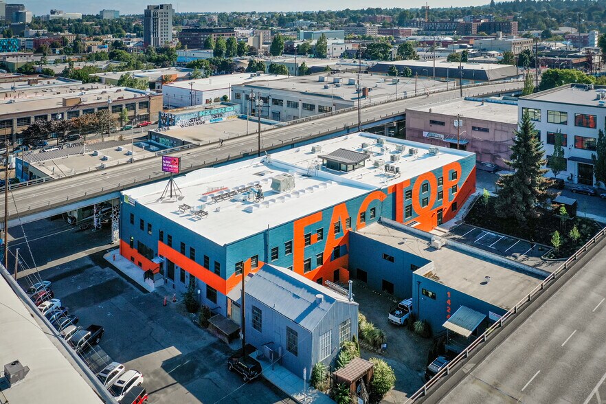 226 SE Madison St, Portland, OR à louer - Photo du bâtiment - Image 1 de 20