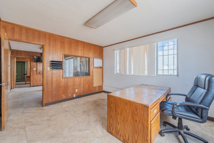 440 N Marine Ave, Wilmington, CA à louer - Photo du bâtiment - Image 3 de 18