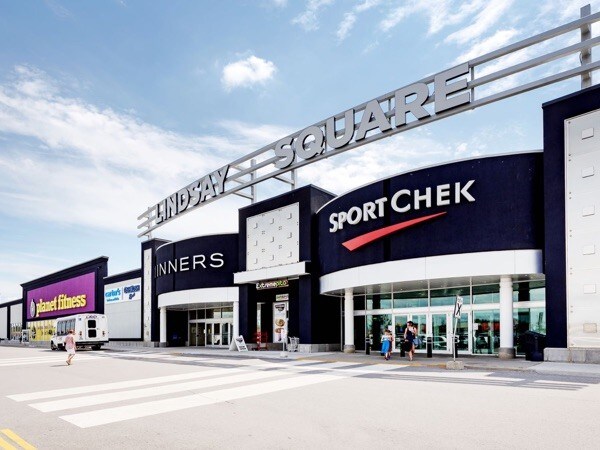 Plus de détails pour 401 Kent St W, Kawartha Lakes, ON - Commerce de détail à louer