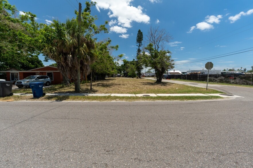 1206 27th Ave W, Bradenton, FL for sale - Building Photo - Image 3 of 6