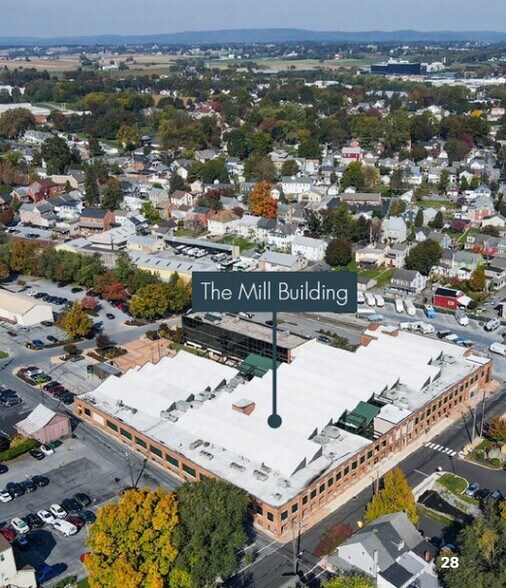 26 N Cedar St, Lititz, PA à louer - Photo du bâtiment - Image 3 de 20