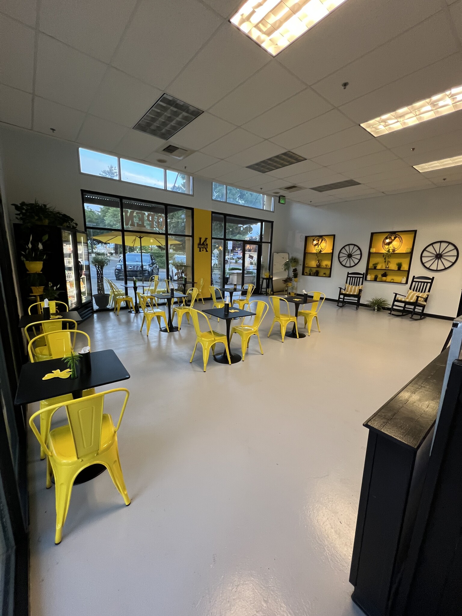 900 B St, Marysville, CA for lease Interior Photo- Image 1 of 13