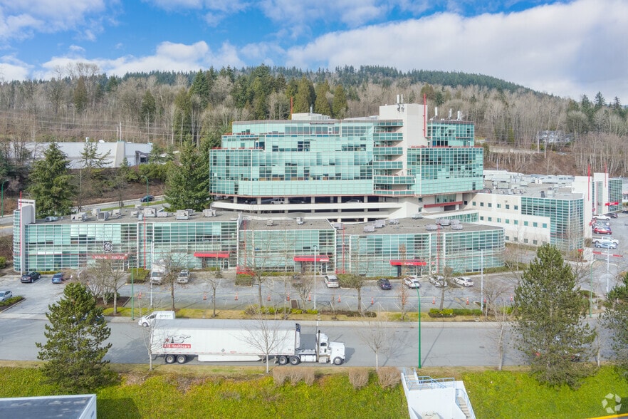 8525 Baxter Pl, Burnaby, BC for lease - Building Photo - Image 2 of 11