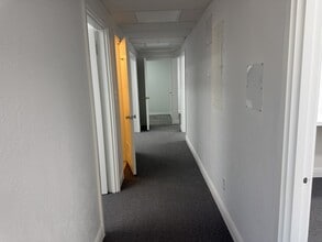 501 S Lincoln Ave, Clearwater, FL for lease Interior Photo- Image 2 of 11