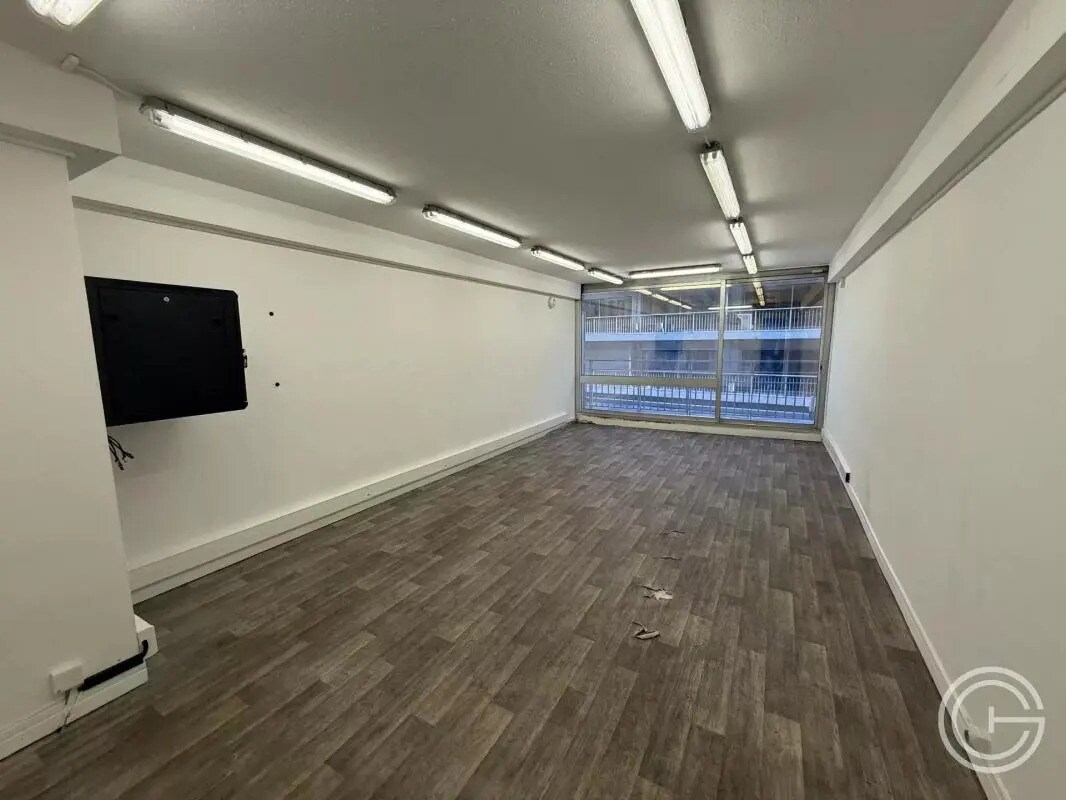 5 Rue Gabriel Fauré, Nice for lease Interior Photo- Image 1 of 18