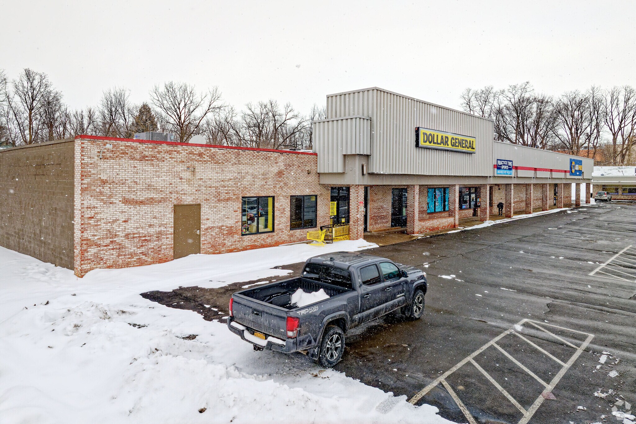 64-80 West Ave, Canandaigua, NY for sale Primary Photo- Image 1 of 6