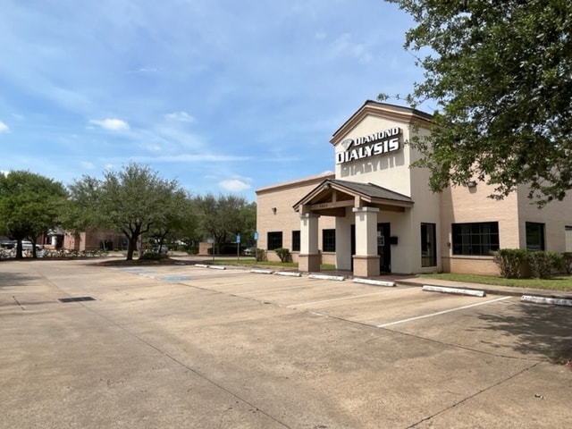 5603 Highway 6, Missouri City, TX for lease - Building Photo - Image 2 of 9
