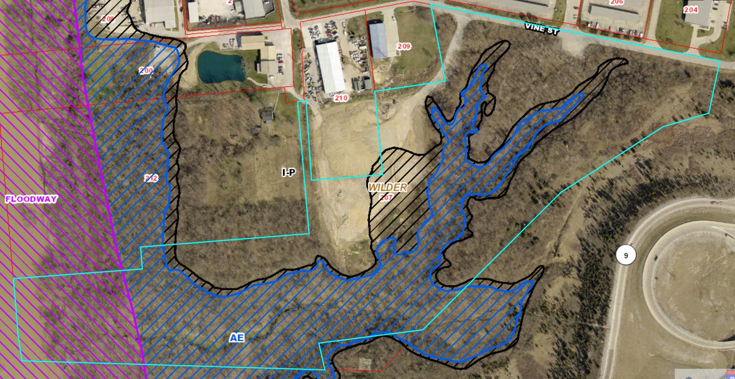 207 Vine St, Wilder, KY à vendre Photo principale- Image 1 de 4