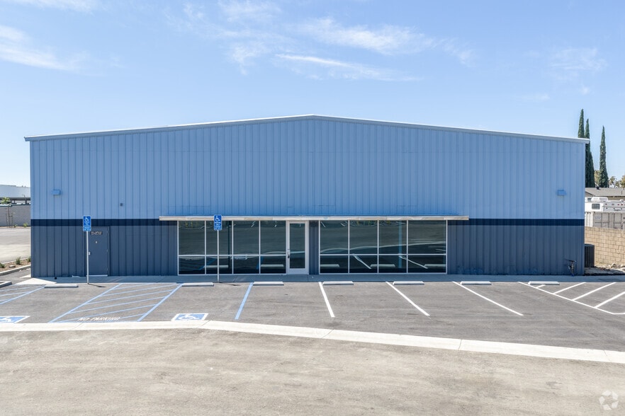 1633 S Campus Ave, Ontario, CA for lease - Building Photo - Image 2 of 15