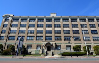 Plus de détails pour 225 N Main St, Bristol, CT - Bureau/Médical à louer