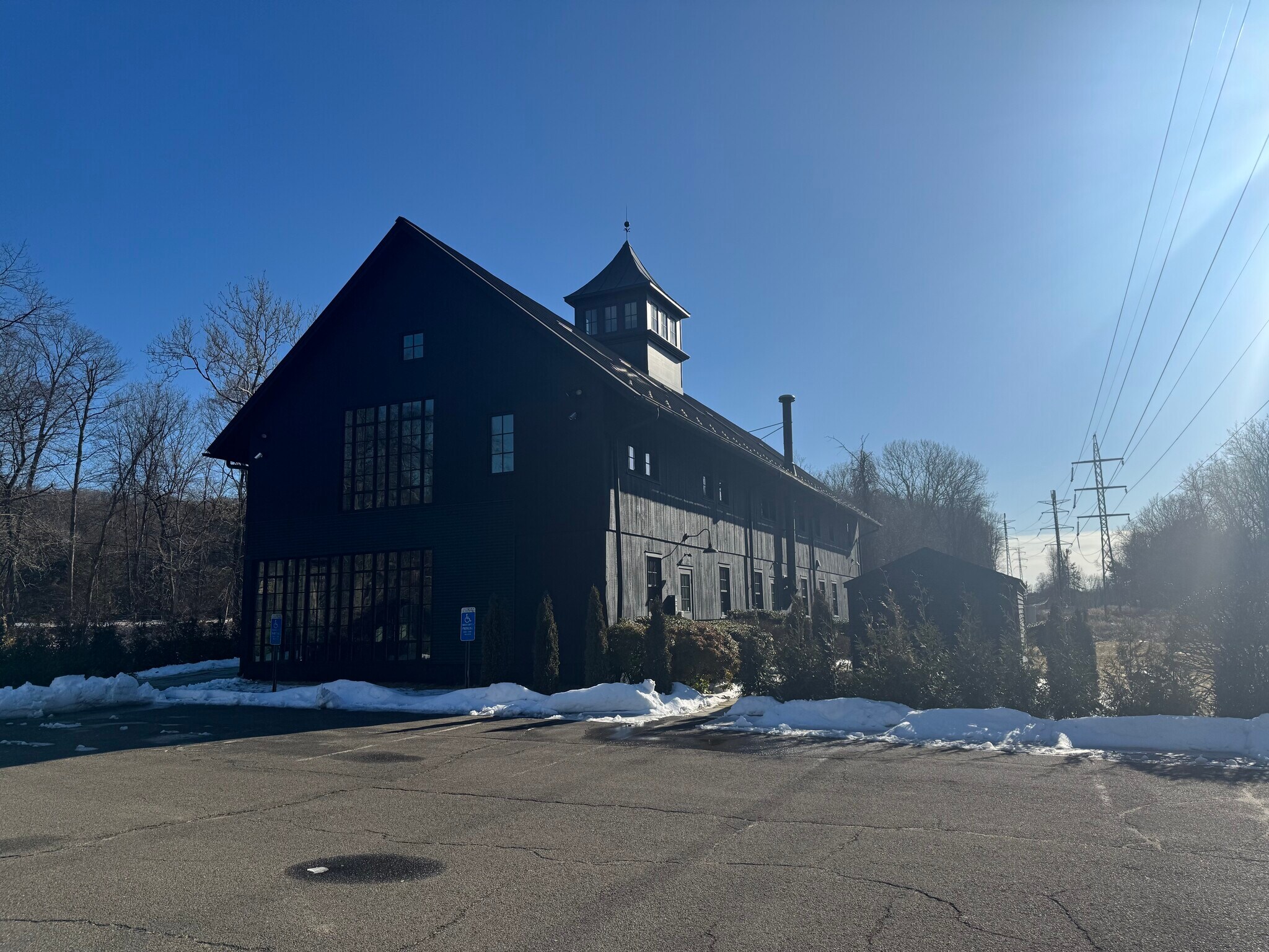 27 Cannon Rd, Wilton, CT for lease Building Photo- Image 1 of 18