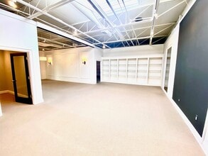 2211-2255 Cole St, Birmingham, MI for lease Interior Photo- Image 2 of 7