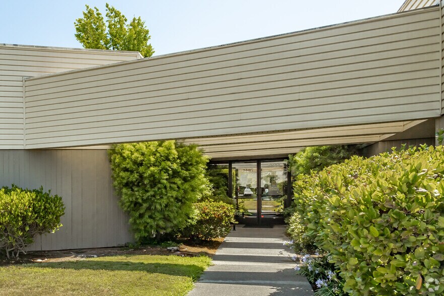 7844 Madison Ave, Fair Oaks, CA à vendre - Photo du bâtiment - Image 3 de 4