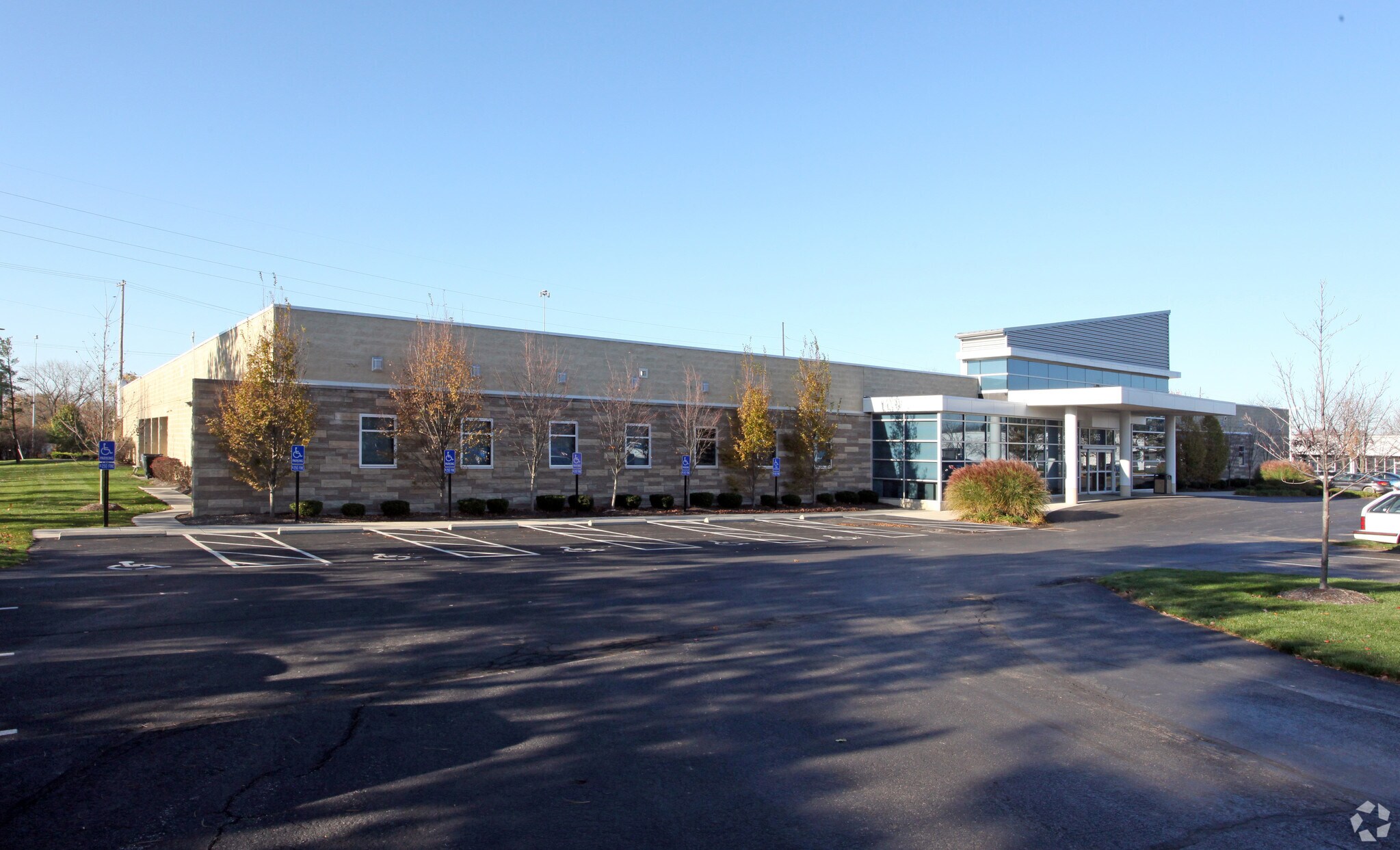 955 Eastwind Dr, Westerville, OH for lease Building Photo- Image 1 of 14