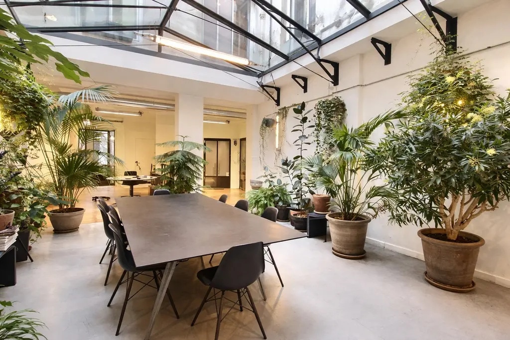 Rue Du Chateau D'Eau, Paris for lease Interior Photo- Image 1 of 7