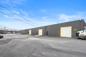 280 N Midland Ave, Saddle Brook, NJ for lease Building Photo- Image 2 of 6