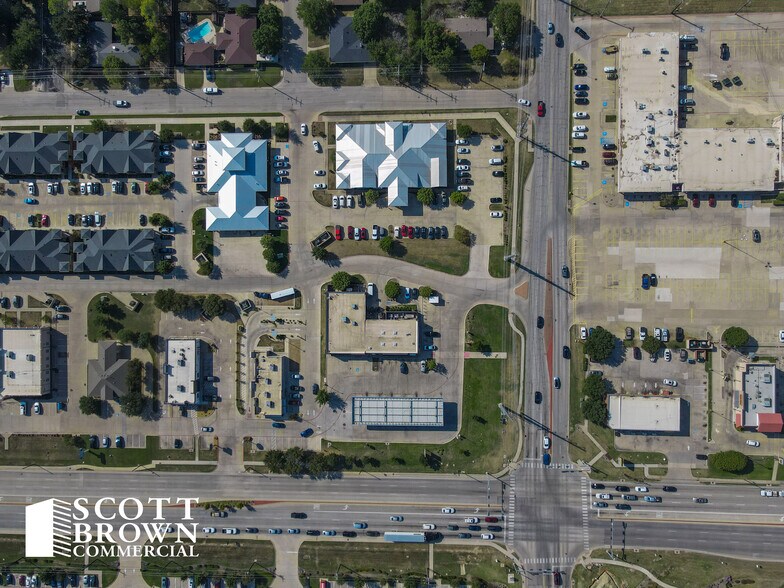 2220 Emery St, Denton, TX à louer - Photo du bâtiment - Image 3 de 7