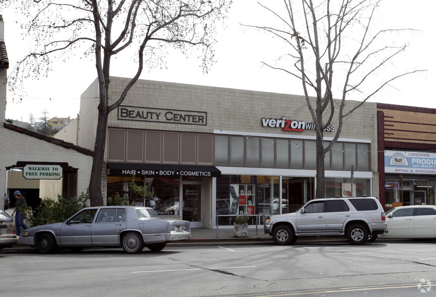 3264-3268 Lakeshore Ave, Oakland, CA for lease - Primary Photo - Image 3 of 5