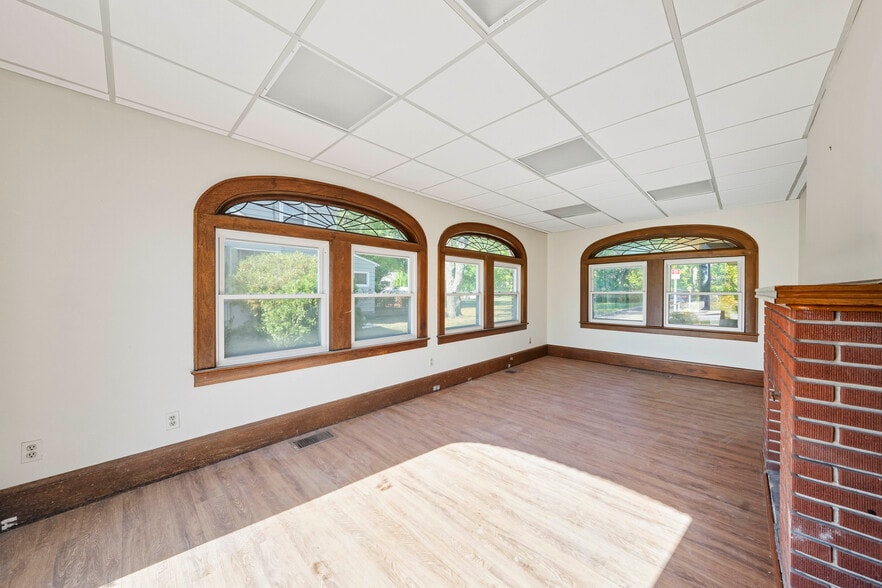 150 W End Ave, Somerville, NJ for sale - Building Photo - Image 3 of 30