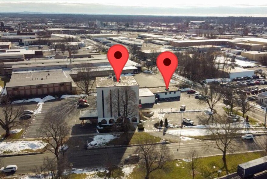 Park Tower portefeuille de 4 propriétés à vendre sur LoopNet.ca - Photo du bâtiment - Image 3 de 31