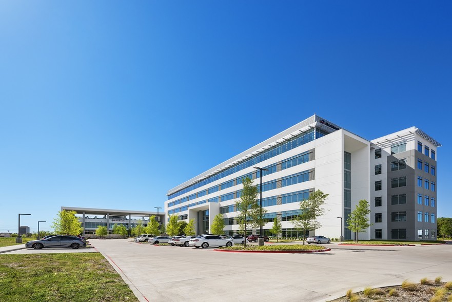 14555 N Dallas Pky, Dallas, TX for lease - Building Photo - Image 1 of 26